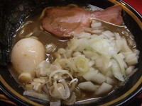 「【限定】豚魚ソバ　８００円」@家系ラーメン とらきち家の写真