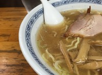 「塩中華そば」@中華そば・つけめん 甲斐の写真