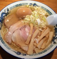 「青葉らぁめん・中盛り・塩（￥950）」@らあめん青葉の写真