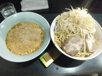 「つけ麺700円(トッピング全部ダブル)」@ラーメン 新橋店の写真