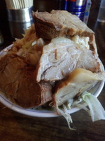 「らーめん680円+豚210円」@らーめん梵’s BONES北浦和本店の写真