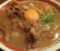 「肉入りラーメン」@ラーメン東大 沖浜店の写真