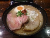 「塩らーめん＋レアチャーシュー」@中華そば ことぶきやの写真