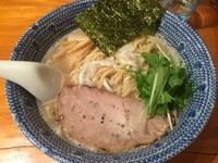 「濃厚塩らーめん（750円）」@もんなか 〇心厨房の写真
