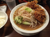 「唐揚げ二郎ラーメン（並）」@つけ麺・ラーメン ヤゴト55の写真