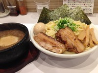 「つけめん全部乗せ大盛り」@ぶっと麺 しゃにむにの写真