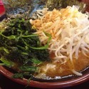 ラーメン中盛＋ほうれん草＋ねぎもやし