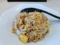 「ハーフ（自家製）チャーハン￥300」@麺屋 たけ井 R1号店の写真