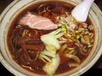 「黒濃（くろこく）ラーメン　650円」@しゅうまい屋の写真