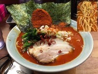 「地獄ラーメン」@鶴一家の写真