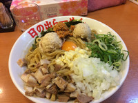 「ガッツ麺DX 特盛り ニンニク少なめ」@日の出らーめん 大船店の写真