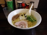 「白醤油らーめん」@東京醤油ラーメン 味。の写真