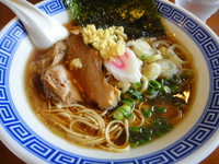 「【曜日限定】ごっつにぼ中華・刻み生姜」@にぼ神 角ふじの写真