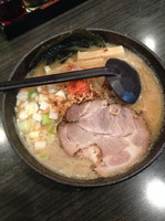 「白味噌らーめん 810円」@北海道らーめん奥原流 久楽 EQUiA北千住店の写真