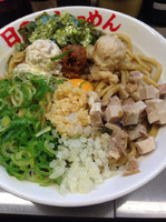 「ガッツ麺DX大盛 ¥690 小瓶ビール ¥350」@日の出らーめん 日吉店の写真