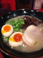 「うま玉ラーメン」@風龍.MAX 新橋店の写真
