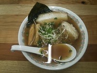 「干し鶏醤油ラーメン」@ラーメン ヌプチェの写真