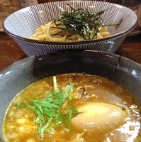 「【期間限定】カレーつけ麺 in チーズ＋味玉（￥850）」@麺屋 やま昇 住吉店の写真