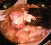 「煮干ラーメン」@すごい煮干ラーメン凪 西新宿7丁目店の写真