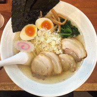 「特製塩そば（大盛サービス）」@汐屋 だい稀の写真