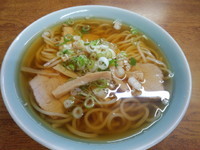 「手打ち中華そば太麺」@まるみの写真