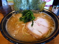 「中ラーメン¥750」@末廣家の写真
