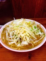 「普通盛小700円野菜」@ラーメン二郎 品川店の写真
