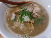 「濃厚煮干中華そば（並盛）」@月と鼈の写真