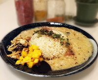 「白いスパイスカレー」@HAPPY SPOONの写真