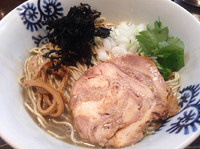 「【限定】濃厚煮干（烏賊）蕎麦800円」@特級鶏蕎麦 龍介の写真