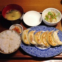 「黒豚餃子ライス6ヶ」@餃子の花家の写真