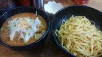 「辛味噌つけ麺　890円　野菜増しにんにく少し」@麺処 花田 渋谷店の写真