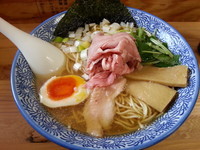 「煮干しそば (白) ・・680円」@中華そば よしかわの写真