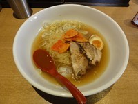 「にぼし冷麺」@麺や 六三六 別邸 箕面店の写真