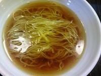 「素らーめん（和だし醤油）500円」@吉田商店の写真