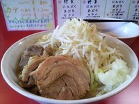 「小らーめん￥680+豚増し￥150ニンニクタマネギ」@麺屋 桐龍の写真