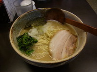 「塩ラーメン 700円」@濃厚鶏らーめんゴッチの写真