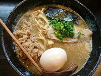 「二代目らあめん￥700＋肉増し￥200＝￥900」@二代目 狼煙 ～心～の写真