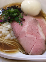 「煮干中華ソバ+出汁打ち込み式味玉+和え玉(イカすソース)」@煮干中華ソバ イチカワの写真