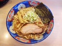 「しょうゆ(730円)+ごはん(100円)」@いっぱちの写真