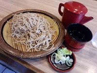 「石臼挽きもりそば300円」@そば新 京急蒲田店の写真