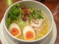 「鶏白湯麺」@鶏白湯麺 蔭山 高田馬場店の写真