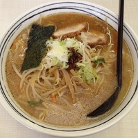 「野菜ラーメン 味噌」@ラーメン専門店 胡桃の写真