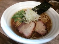 「淡麗醤油そば700円＋缶ビール」@麺処 風人の写真