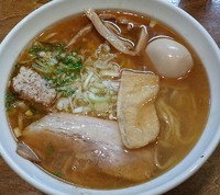「あっさり魚出汁海老風味(塩)700円」@はりけんラーメンの写真