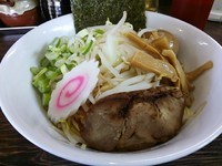 「油そば（中盛）650円＋煮玉子（スタンプサービス）」@伝家 志木店の写真