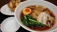 「あっさり醤油ラーメン＋餃子セット」@宇都宮 黄金の華 イオンモール東久留米店の写真