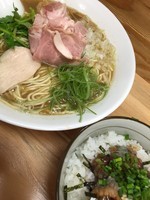 「煮干しそば濃い目￥730＋サンマ丼￥360」@中華そば よしかわの写真