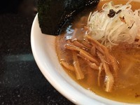 「塩そば＋味玉」@麺屋どうげんぼうずの写真