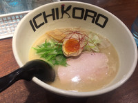 「純鶏そば」@鶏そば十番 156 ICHIKORO 麻布十番店の写真